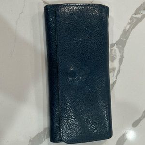 IL Bisonte gently used Women’s continental wallet in blue soft calf leather